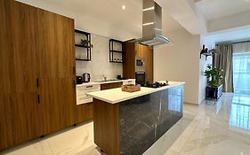 Pauliz Apartments